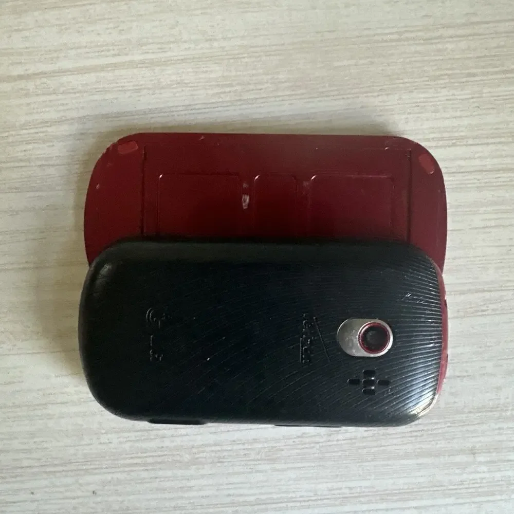 LG Extravert VN271 - Red (Verizon) Cellular Phone